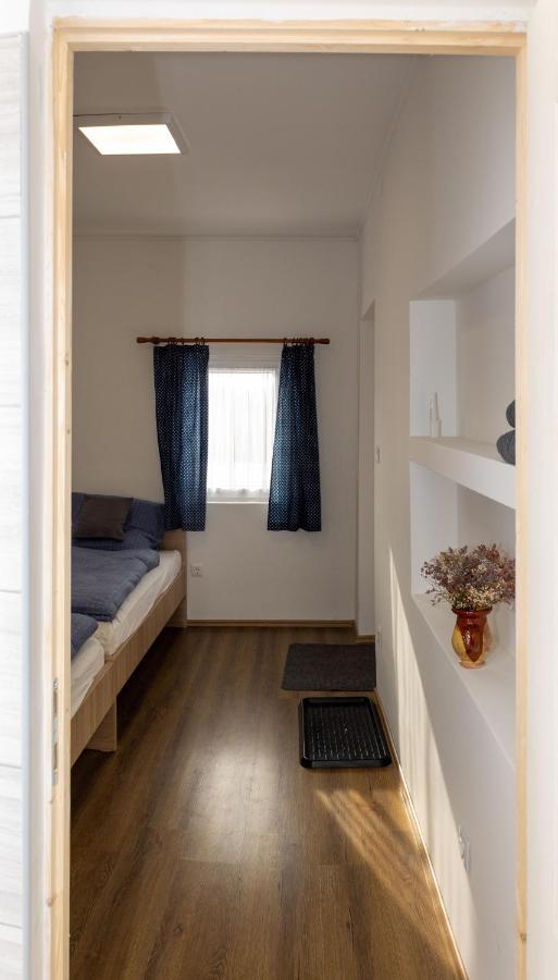Takacs Pince Apartman Hajos Zewnętrze zdjęcie